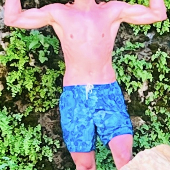 Perfil de Aleksandre